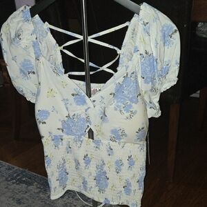 No Boundaries Blue Floral Puff Sleeve Blouse